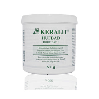 A tin of Keralit hoof bath for horses to stabilize and regenerate horn