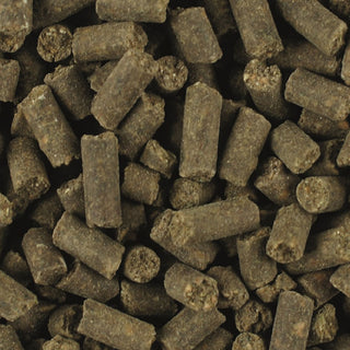 Ein Haufen Pferdefutter-Pellets